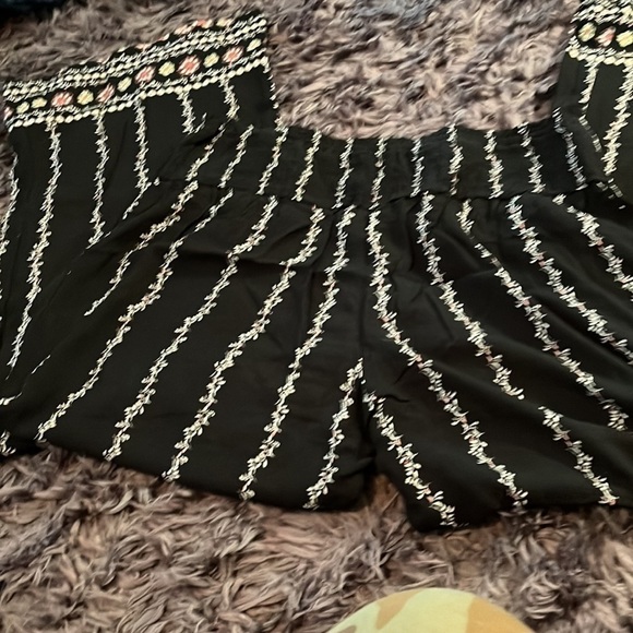 Three Dots Printed Pull on Pants for Womens Size M.  Super bohemian style. - Picture 3 of 5